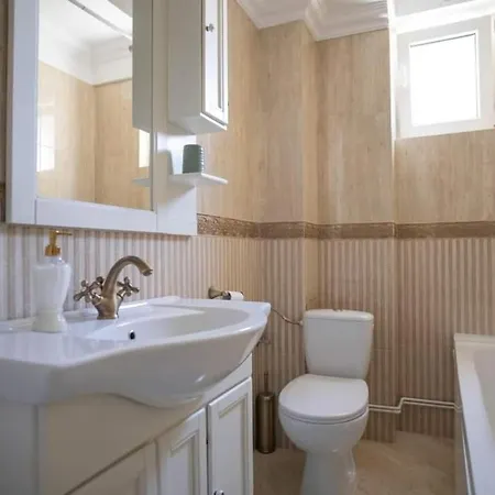 Pretty House Apartment *